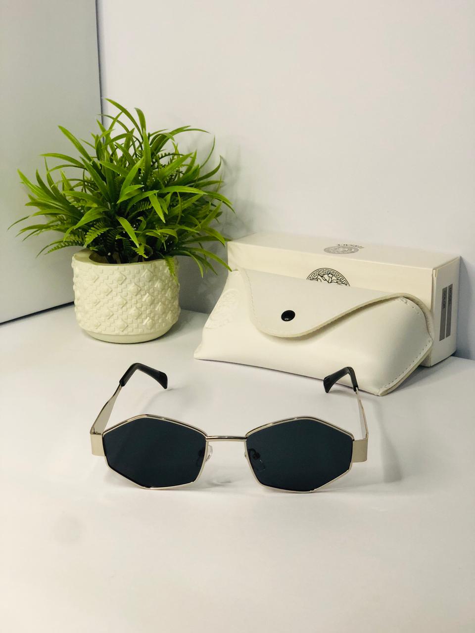 🕶️ Royal Edge Gold Sunglasses