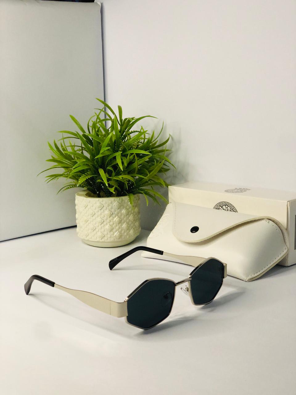 🕶️ Royal Edge Gold Sunglasses